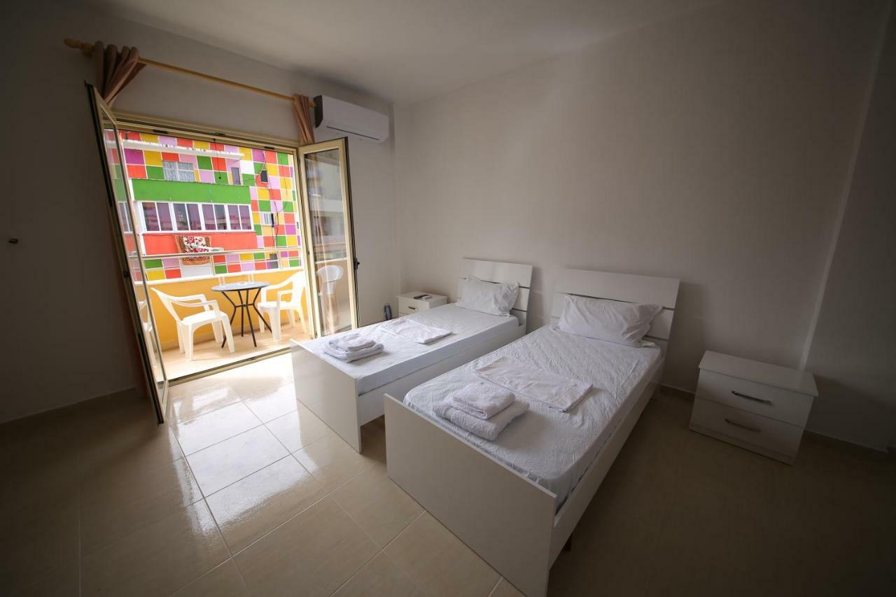 Hotel Andrea Bashuri à Divjake Extérieur photo